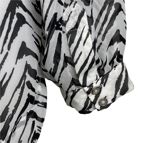 Grace Elements Chevron Striped Button Down Blouse - Picture 8 of 14